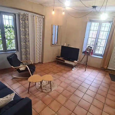 Le Gaveau T3 Medieval Internet Wifi Gratuit Arenes Historiques Apartment *